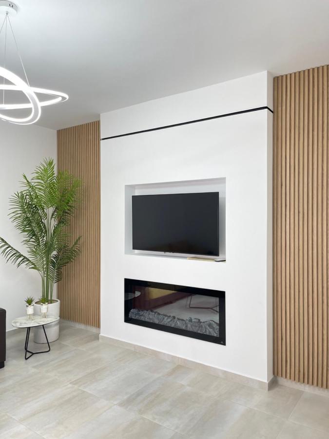 Lungomare Luxury Sea View Apartaments Vlorë Exterior foto