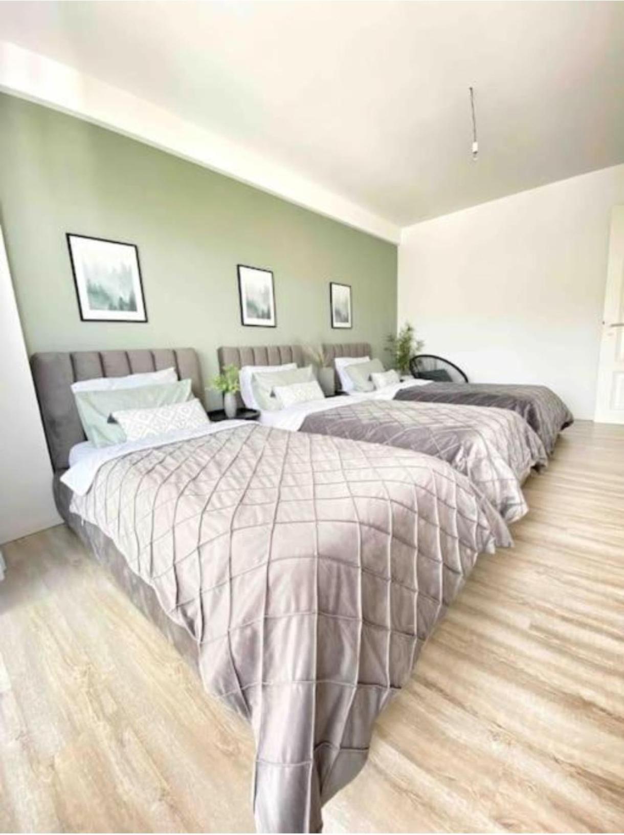 Lungomare Luxury Sea View Apartaments Vlorë Exterior foto