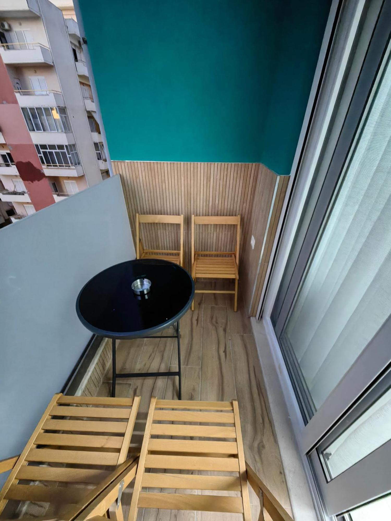 Lungomare Luxury Sea View Apartaments Vlorë Zimmer foto