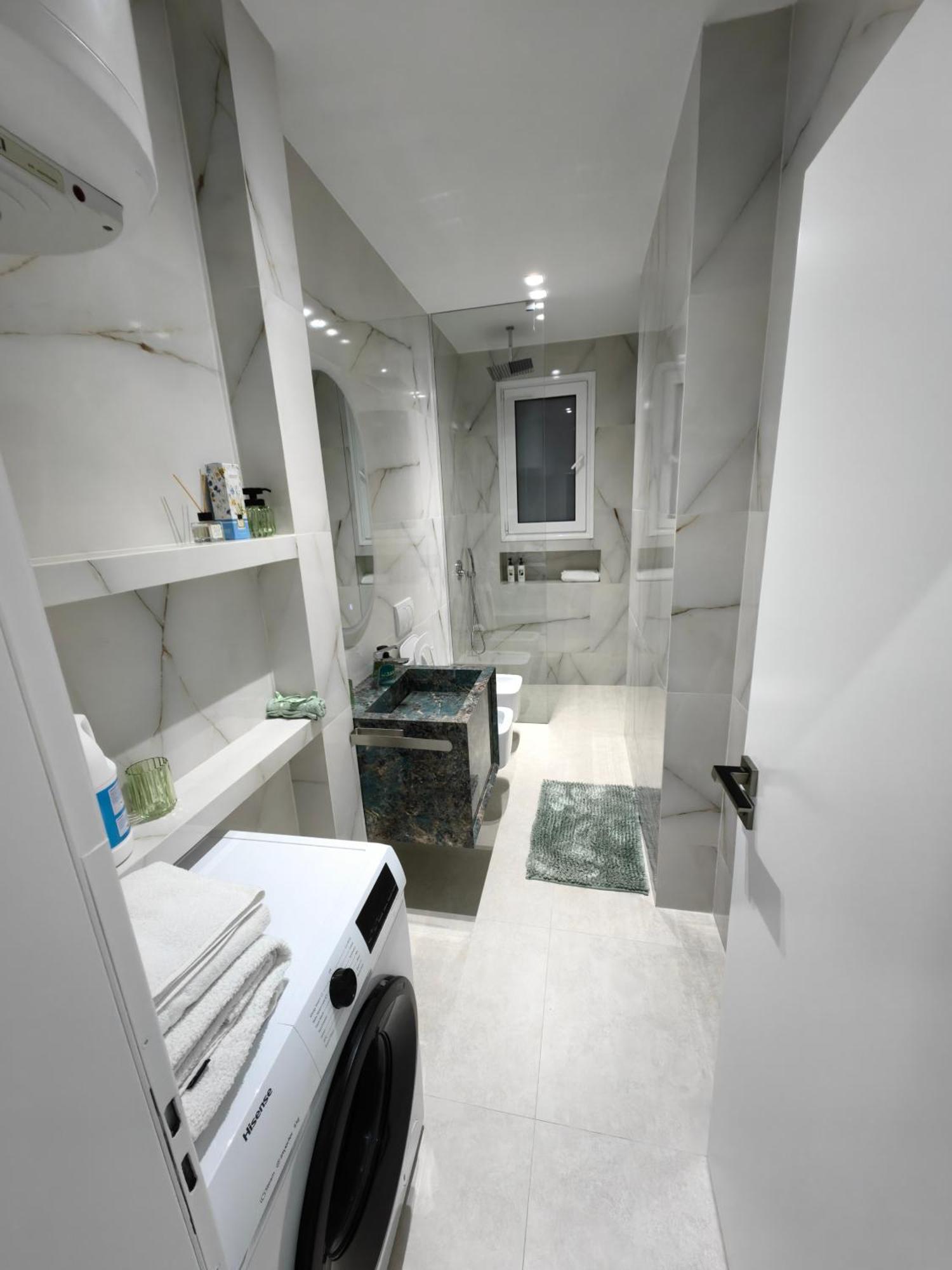 Lungomare Luxury Sea View Apartaments Vlorë Zimmer foto